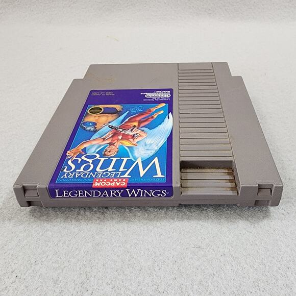 Legendary Wings Nintendo NES 1985 Video Game with Storage Sleeve - Untested - Picture 3 of 5